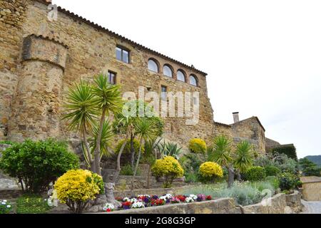 Streets of Peratallada, Gerona Spain Stock Photo