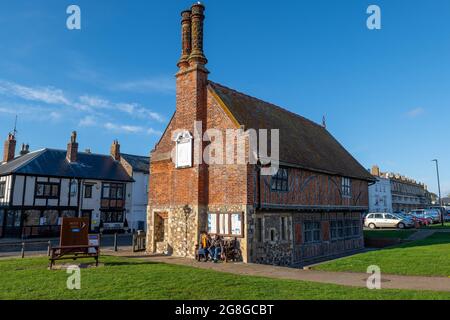 Aldeburgh, UK - 25th October 2020: The tudor Moot Hall at Aldeburgh, Suffolk, UK. Now a museum Stock Photo