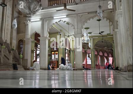 KOLKATA, WEST BENGAL, INDIA - MAY 27 2019 : Beautiful prayer hall, interior architecture of Nakhoda Masjid, one of the oldest Masjids of Kolkata. A pl Stock Photo
