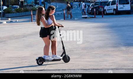 Scooter for hot sale teenage girl