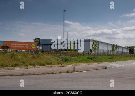 New Lidl Superstore on Broadland gateway norwich Stock Photo - Alamy