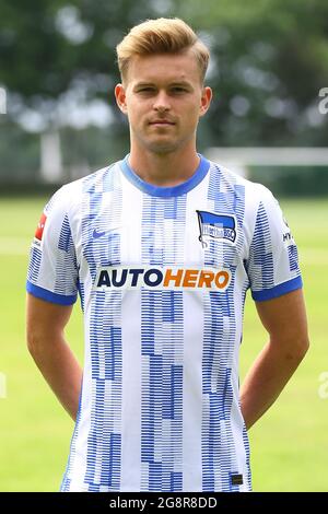 Berlin, Germany. 22nd July, 2021. Football: Bundesliga, Hertha BSC, portrait photos, 2021/22 season. Maximilian Mittelstädt. Credit: Michael Hundt/dpa/Alamy Live News Stock Photo