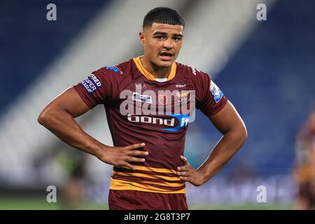 Huddersfield, UK. 22nd July, 2021. Will Price (32) of Huddersfield Giants during the game in Huddersfield, United Kingdom on 7/22/2021. (Photo by Mark Cosgrove/News Images/Sipa USA) Credit: Sipa USA/Alamy Live News Stock Photo