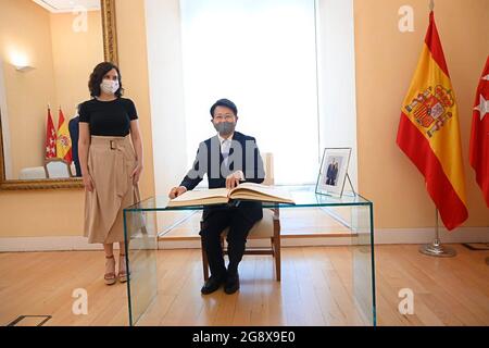 Madrid, Spain. 23rd July, 2021. The president of the Community of Madrid, Isabel Díaz Ayuso, meets with the ambassador of the Republic of South Korea in Spain, Sahnghoon BahK, in Madrid July 23, 2021 Credit: CORDON PRESS/Alamy Live News Stock Photo