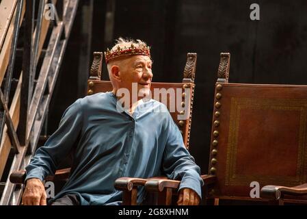 Ian McKellen (Hamlet) in HAMLET by Shakespeare at the Theatre Royal Windsor, England  20/07/2021 set design: Lee Newby  costumes: Loren Epstein  wigs & make-up: Susanna Peretz  lighting: Zoe Spurr  director: Sean Mathias Stock Photo