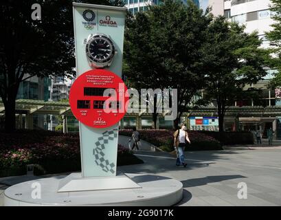Tokyo, Japan. 16th July, 2021. A countdown clock to the Olympic Games Tokyo 2020 shows 8 days remaining in the Roppongi Hill's area in Tokyo, Japan. Credit: Action Plus Sports/Alamy Live News