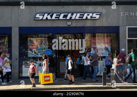 People walk past a branch of Skechers in Edinburgh, Scotland. (Photo by Dinendra Haria / Images/Sipa USA Stock Photo - Alamy