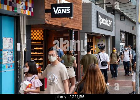 Vans clearance store bandung