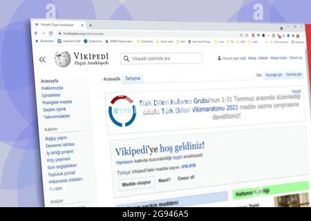 Istanbul, Turkey - July 2021: Illustrative Editorial screenshot of Turkish Vikipedi website homepage. Vikipedi logo visible with blurred out of focus Stock Photo