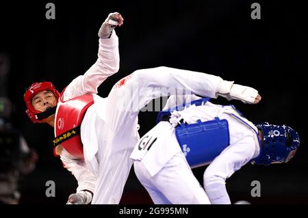 Great Britain's Bradly Sinden (right) in action against China's Shuai Zhao in the Men 68kg Semifinal match at Makuhari Messe Hall A on the second day of the Tokyo 2020 Olympic Games in Japan. Picture date: Sunday July 25, 2021.