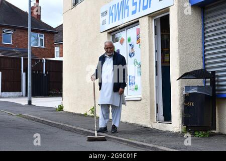 Mr Hussein outside his shop near Regent Street in Wellington. He has lived there since the mid 1960s Stock Photo