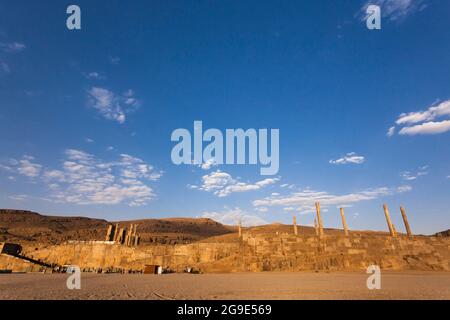 Persepolis, platform of capital complex, evening glow, ceremonial capital of Achaemenid empire, Fars Province, Iran, Persia, Western Asia, Asia Stock Photo