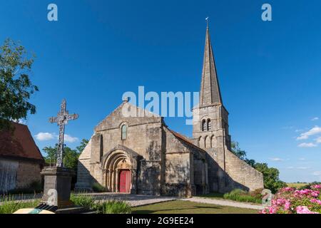 Autry Issards romanesque Sainte Trinité church, Allier department, Auvergne-Rhone-Alpes, France Stock Photo
