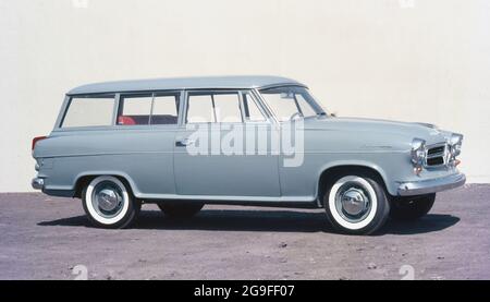 transport, car, Borgward Isabella Combi, Bremen, Germany, 1960, ADDITIONAL-RIGHTS-CLEARANCE-INFO-NOT-AVAILABLE Stock Photo