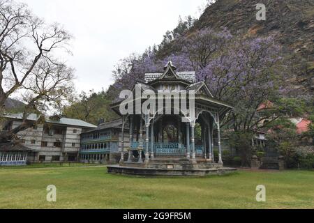 Garden view of Rampur Palace at Rampur Bushahr in Shimla, Himachal Pradesh, India. Once served as the Winter Capital of the former princely state of B Stock Photo