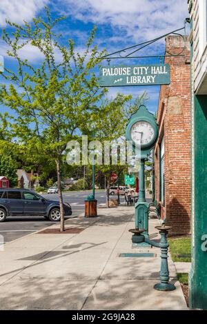 Palouse, Washington, USA. May 24, 2021. Sidewalk outside the Palouse City Hall and Library. Stock Photo