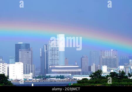 A rainbow appears during the Women's Triathlon at the Odaiba Marine Park on the fourth day of the Tokyo 2020 Olympic Games in Japan. Picture date: Tuesday July 27, 2021. Stock Photo