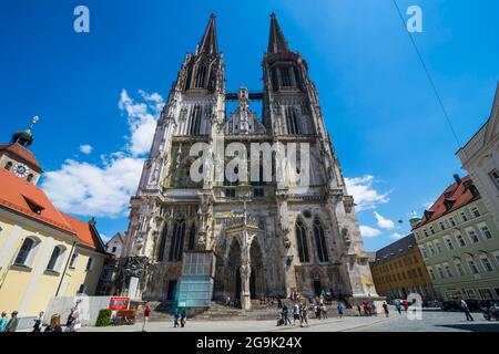 St. PeterÂ´s Dom (Cathedral) of the Unesco world heritage sight, Regensburg, Bavaria, Germany Stock Photo