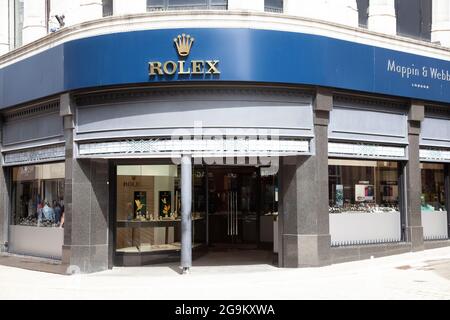Mappin & Webb Watch Store on Coney  in York, UK Stock Photo