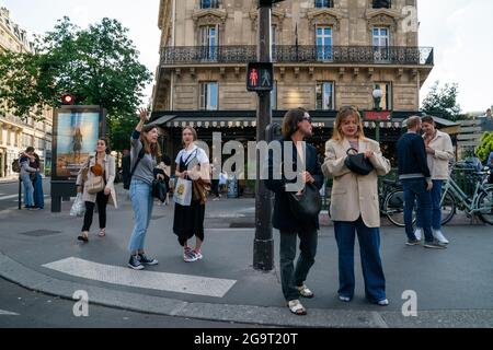 Unidentified random Parisian people and locations in the streets of Paris Stock Photo