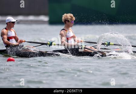 Tokyo, Japan. 28th July, 2021. Rowing: Olympics, Lgw. double sculls, men, Sea Forest Waterway semifinals. Jonathan Rommelmann and Jason Osborne of Germany. Credit: Jan Woitas/dpa-Zentralbild/dpa/Alamy Live News Stock Photo