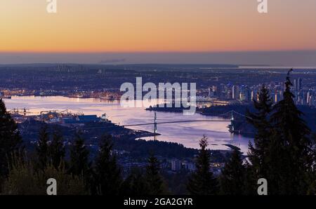 Panoramic view from Cypress Bowl Lookout in the early morning in West Vancouver with a view of Mount Baker in Washington Stock Photo