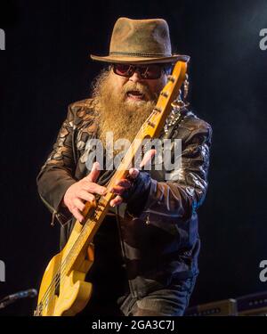 DUSTY HILL (born Joseph Michael Hill, May 19, 1949 - July 28, 2021) was an American musician, singer, and songwriter, best known as the bassist and secondary lead vocalist of the American rock group ZZ Top. He died at his Houston home, the band announced Wednesday. He was 72. FILE PHOTO SHOT:  August 23, 2016, Corfu, New York, USA: DUSTY HILL playing ''LaGrange'' during ZZ Top's tour to Western N.Y.  (Credit Image: © Joe Granita/ZUMA Wire) Stock Photo