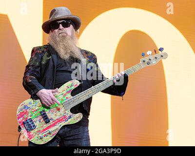 Clisson June 2019 Dusty Hill playing at the HellFest festival Billy Gibbons and Frank Beard ( ZZ Top ) Anniversary Tour © Andrea Ripamonti / Alamy Stock Photo