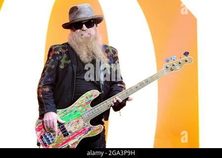 Clisson June 2019 Dusty Hill playing at the HellFest festival Billy Gibbons and Frank Beard ( ZZ Top ) Anniversary Tour © Andrea Ripamonti / Alamy Stock Photo