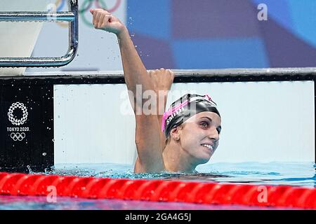 Tokio, Japan. 29th July, 2021. Swimming: Olympic women's 200m butterfly final at Tokyo Aquatics Centre. Regan Smith of the USA reacts. Credit: Michael Kappeler/dpa/Alamy Live News Stock Photo