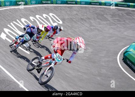 Great Britain's Bethany Shriever (left) in the Women's BMX Racing Quarterfinals Run 3 Heat 3 at Ariake Urban Sports Park on the sixth day of the Tokyo 2020 Olympic Games in Japan. Picture date: Thursday July 29, 2021. Stock Photo
