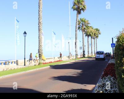 Cascais, Lisboa Portugal. 29th July, 2021. (INT) Tourist movement in Cascais. July 29, 2021, Cascais, Portugal: Tourist movement in center and on the beaches of Cascais, on coast of Portugal, on Thursday (29), amidst the Coronavirus pandemic. (Credit Image: © Edson De Souza/TheNEWS2 via ZUMA Press Wire) Stock Photo