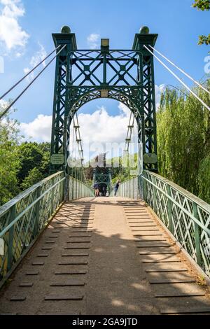 SHREWSBURY, SHROPSHIRE, UK - JULY 13 : View of Porthill Bridge in Shrewsbury, Shropshire, England, on July 13, 2021. Unidentified people Stock Photo