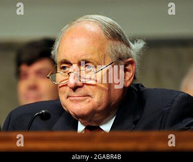 Washington, United States Of America. 29th June, 2010. United States Senator Carl Levin (Democrat of Michigan) questions General David H. Petraeus, U.S. Army, during the United States Senate Armed Services Committee hearing on his nomination to be commander of the International Security Assistance Force and commander of the United States Forces in Afghanistan in Washington, DC on Tuesday, June 29, 2010.Credit: Ron Sachs/CNP/Sipa USA Credit: Sipa USA/Alamy Live News Stock Photo