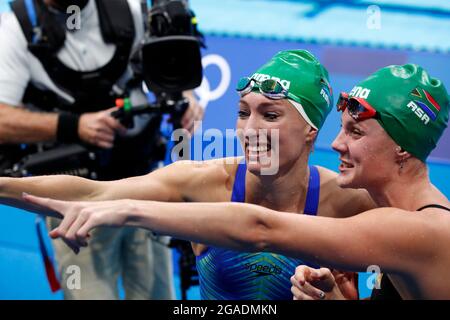 left to right Tatjana SCHOENMAKER (RSA), winner, Olympic champion, 1st ...