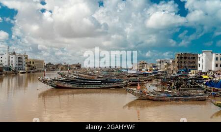 Senegal, Saint Louis. The Grande Mosque, the principal mosque of Saint Louis,  with clock in the minaret Stock Photo - Alamy