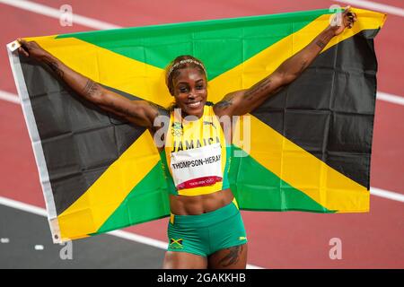 TOKYO, JAPAN - JULY 31: Elaine Thompson-Herah of Team Jamaica poses after winning the gold medal while competing on Women's 100m Final during the Tokyo 2020 Olympic Games at the Olympic Stadium on July 31, 2021 in Tokyo, Japan (Photo by Yannick Verhoeven/Orange Pictures) Credit: Orange Pics BV/Alamy Live News Stock Photo