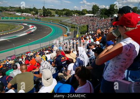 spectators, fans during the Formula 1 Magyar Nagydij 2021, Hungarian Grand Prix, 11th round of the 2021 FIA Formula One World Championship from July 30 to August 1, 2021 on the Hungaroring, in Mogyorod, near Budapest, Hungary - Photo DPPI Stock Photo