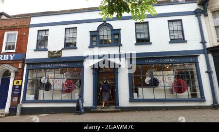 Woodbridge, Suffolk - 1 August 2021: Seasalt Cornwall shop on the Thoroughfare. Stock Photo