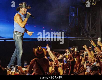 Singer Tim McGraw headlines night one of the Watershed Music Festival at The Gorge Amphitheater on July 30, 2021 in George, Washington. (Photo by Xander Deccio/ImageSpace/Sipa USA) Stock Photo