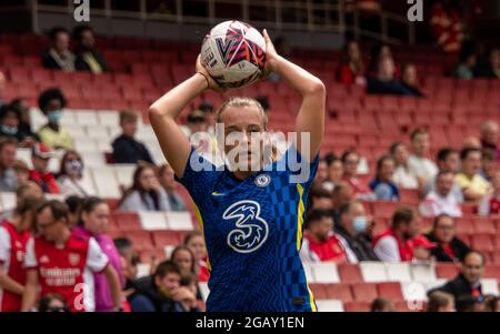 London, UK. 01st Aug, 2021. Chelsea player Jorja Fox (29) throws-in during the Arsenal Women v Chelsea Women game for The Mind Series of London friendlies at Emirates Stadium Credit: SPP Sport Press Photo. /Alamy Live News Stock Photo