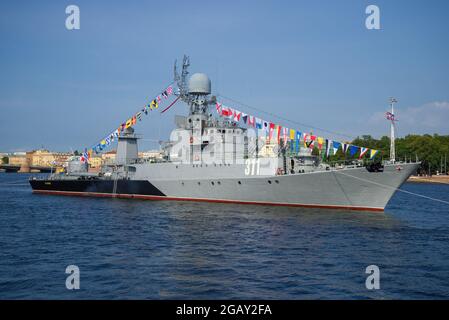 SAINT PETERSBURG, RUSSIA - JULY 28, 2016: Small anti-submarine ship 'Kazanets' on the celebration of the Navy Day in St. Petersburg Stock Photo