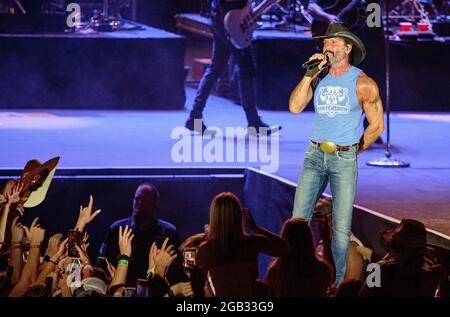 SInger Tim McGraw headlines night one of the Watershed Music Festival at The Gorge Amphitheater on July 30, 2021 in George, Washington. (Photo by Xander Deccio/ImageSpace/Mediapunch) Stock Photo