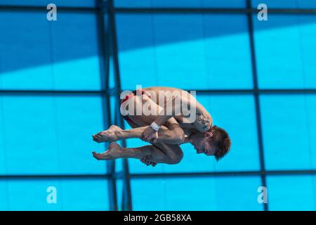 Russian diver Viktor Minibaev diving from the 10 meter platform at the European Diving Championships 2016, London, UK Stock Photo