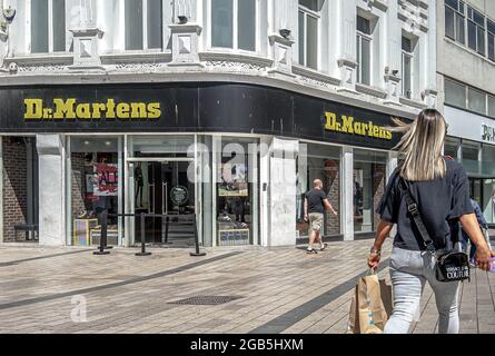 Dr martens market store street