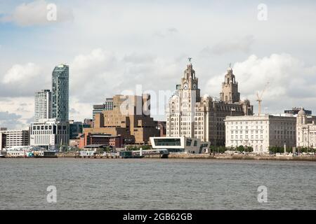 Liverpool waterfront river Mersey Stock Photo