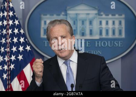 White House American Rescue Plan Coordinator and Senior Advisor to the President Gene Sperling holds a briefing at the White House in Washington, DC, August 2, 2021 Credit: Chris Kleponis / Pool via CNP Stock Photo