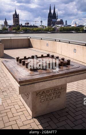 model of the Late Roman fort Divitia on Kennedy-Ufer in the district Deutz, it was part of the Lower Germanic Limes, Cologne, Germany.  Modell des spa Stock Photo