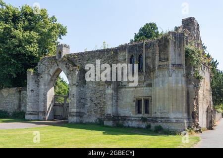 15th century Ramsey Abbey Gatehouse, Church Green, Ramsey, Cambridgeshire, England, United Kingdom Stock Photo
