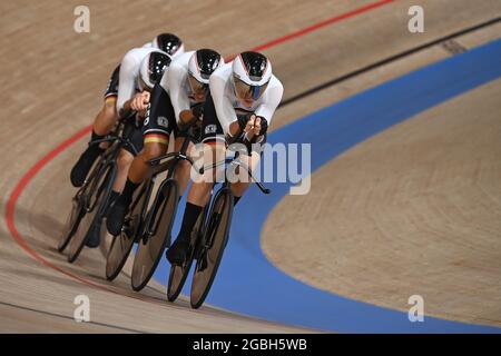 Izu, Japan. 04th Aug, 2021. Cycling: Olympics, track cycling, team sprint, men, race for 5th place, at the Izu Velodrome. Felix Gross (r-l), Leon Rohde, Domenic Weinstein and Roger Kluge from Germany in action. Credit: Sebastian Gollnow/dpa/Alamy Live News Stock Photo